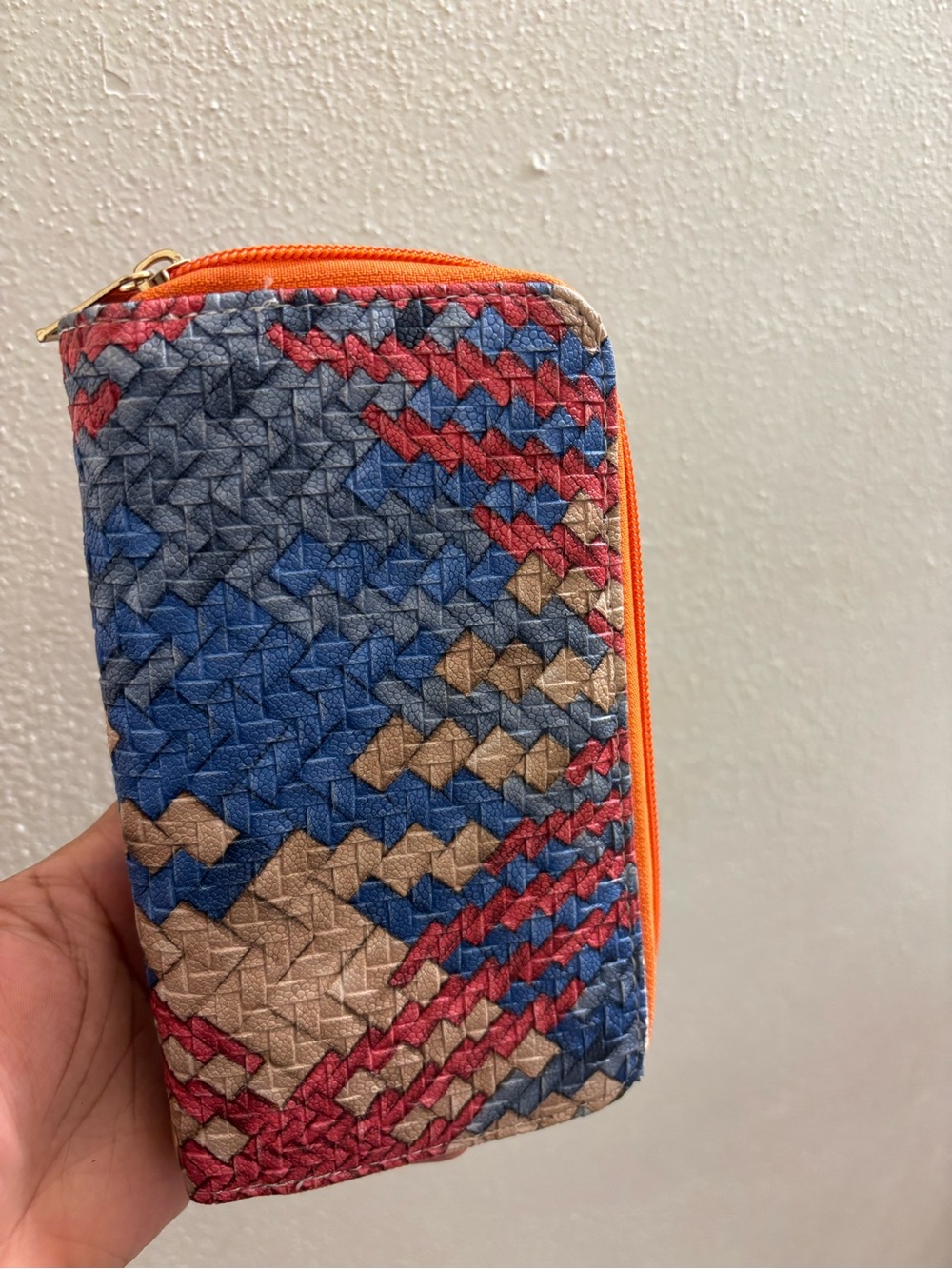 Colorful Woven Pattern Zip Wallet - Blue, Red, Tan